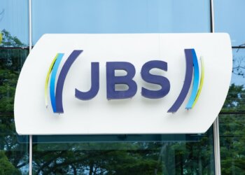 JBS Drops Nearly 4% in NYSE Trading Debut