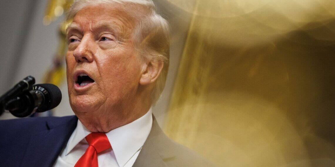 Trump’s Tariffs Weigh on U.S. Labor, Housing Markets