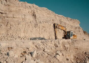 Rare-Earth Magnet Shortage Panics Auto Industry