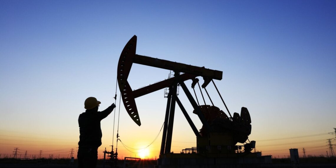 Oil Rebounds Over 1% on Strong US Demand Data