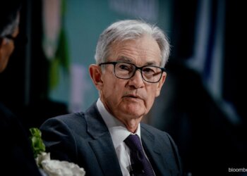 Traders Bet on Fed Rate Cuts as Trump Targets Powell