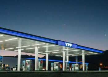 U.S. Court Pauses Argentina’s YPF Stake Turnover